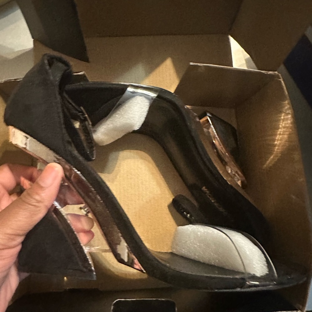 Fashion nova black heels